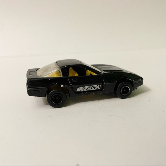 Majorette Chevrolet Corvette Black Fliegl ASW Trailer Diecast Cars - Picture 2 of 15